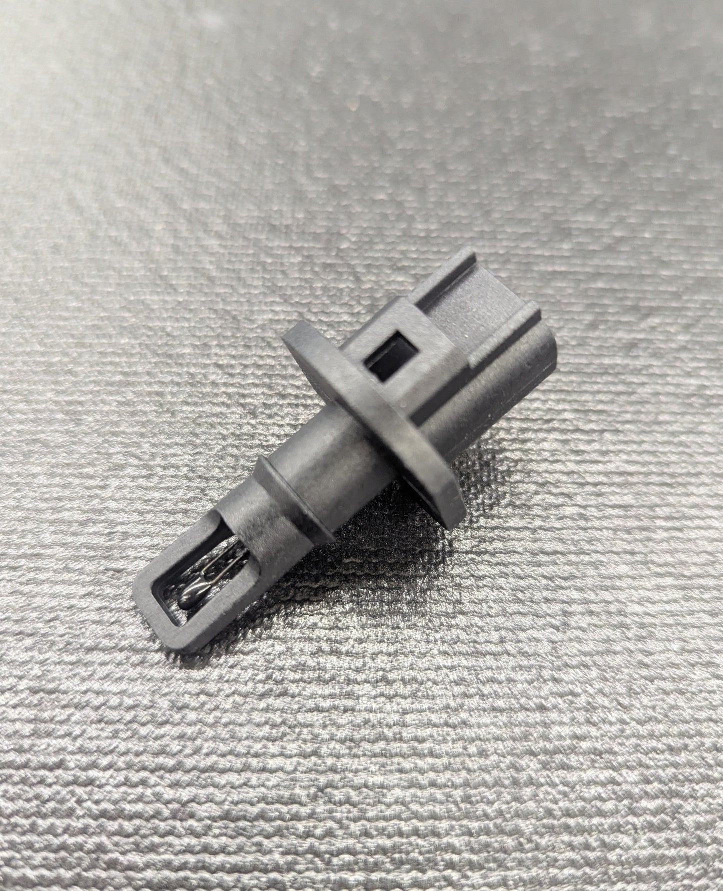 INTAKE AIR TEMPERATURE SENSOR (Y0606.1B7A Rev A)