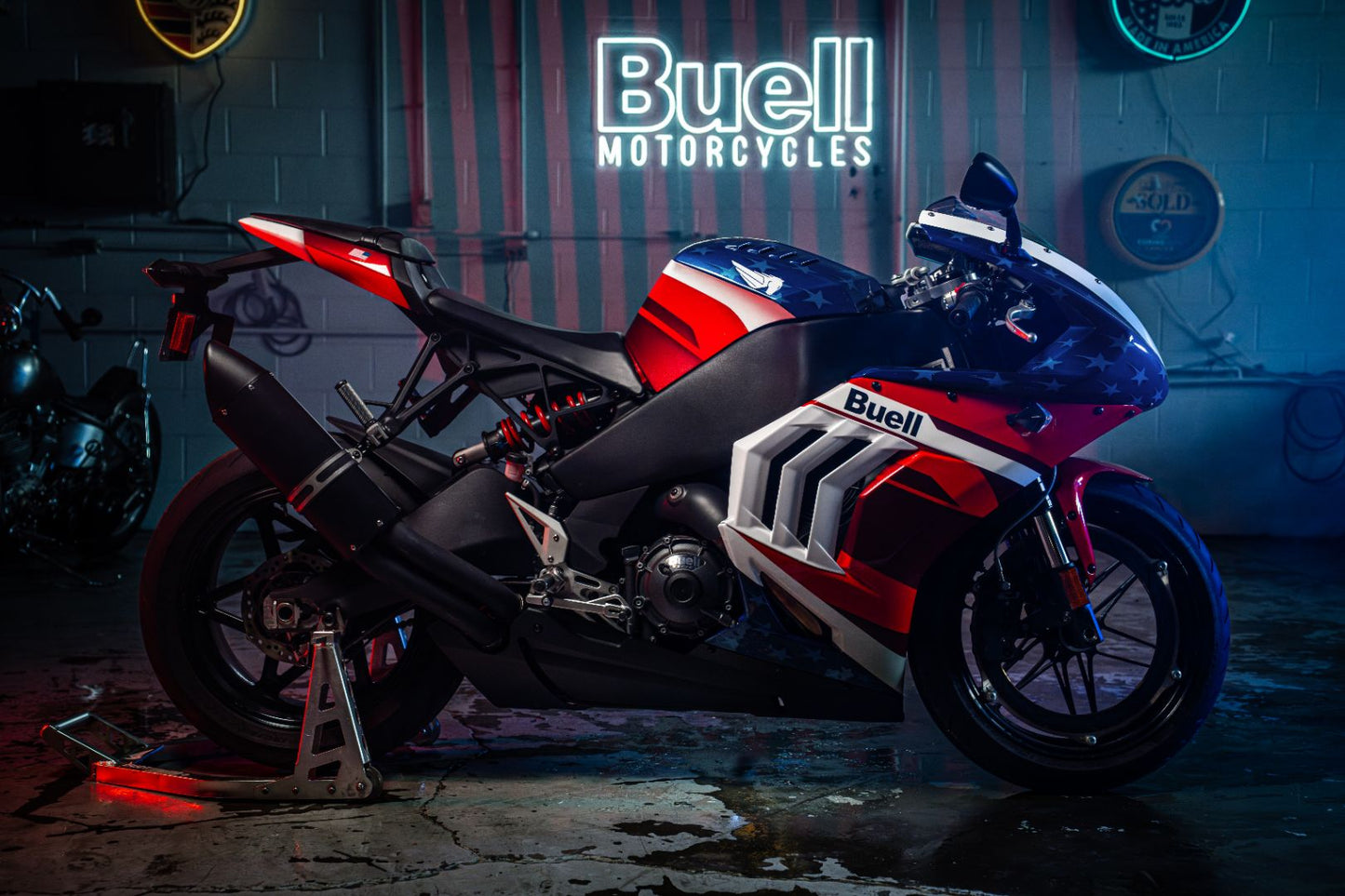 2025 Freedom Edition Hammerhead 1190 Carbon Fiber Body Work