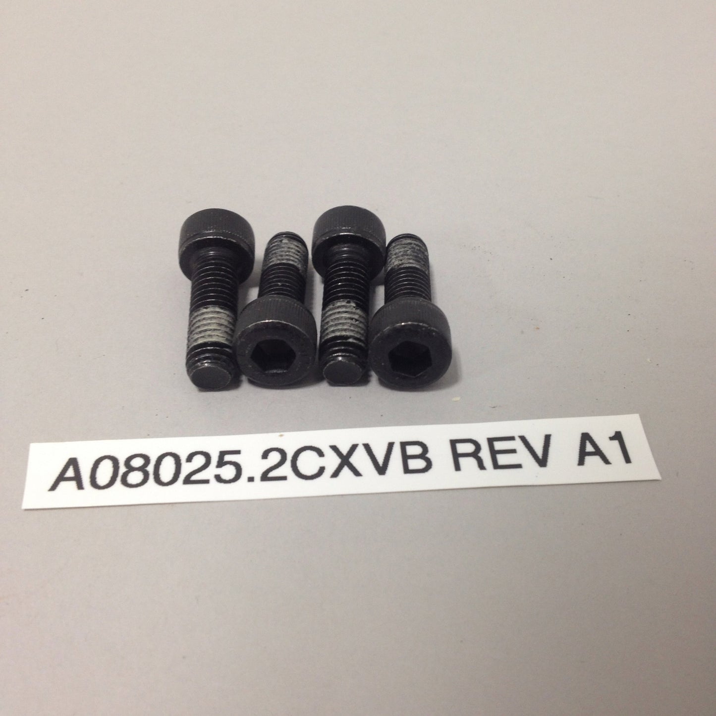 M8-1.25 X 25 SHCS, CLASS 10.9, W/SCOTCHGRIP, BLACK OLIVE SCREW (A08025.2CXVB Rev A1)