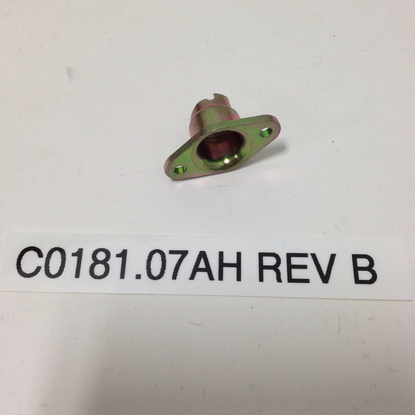 QUARTER TURN FASTENER RECEPTACLE (C0181.07AH Rev B)
