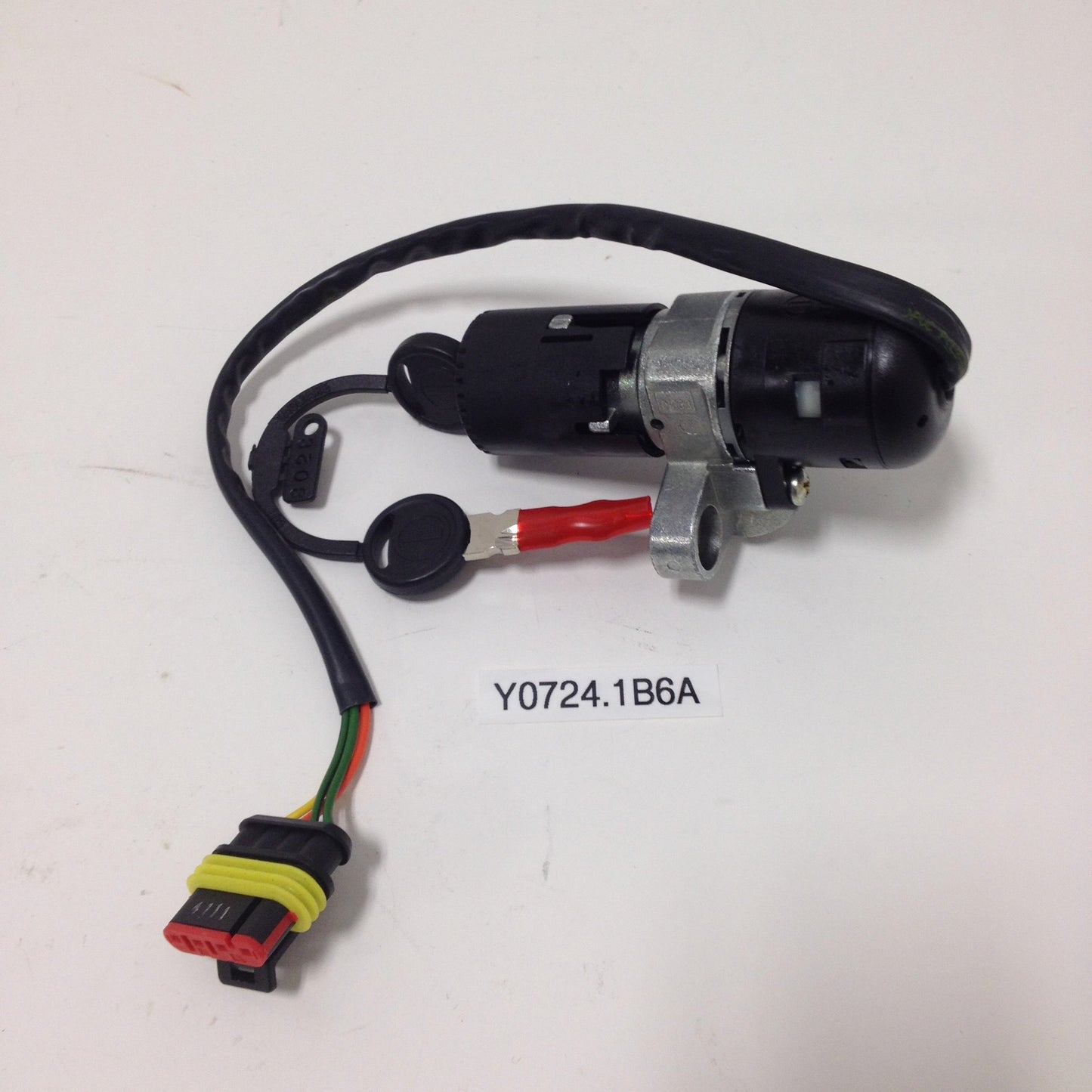 IGNITION SW/FORK LOCK W/ KEY Y0724.1B6A Rev A