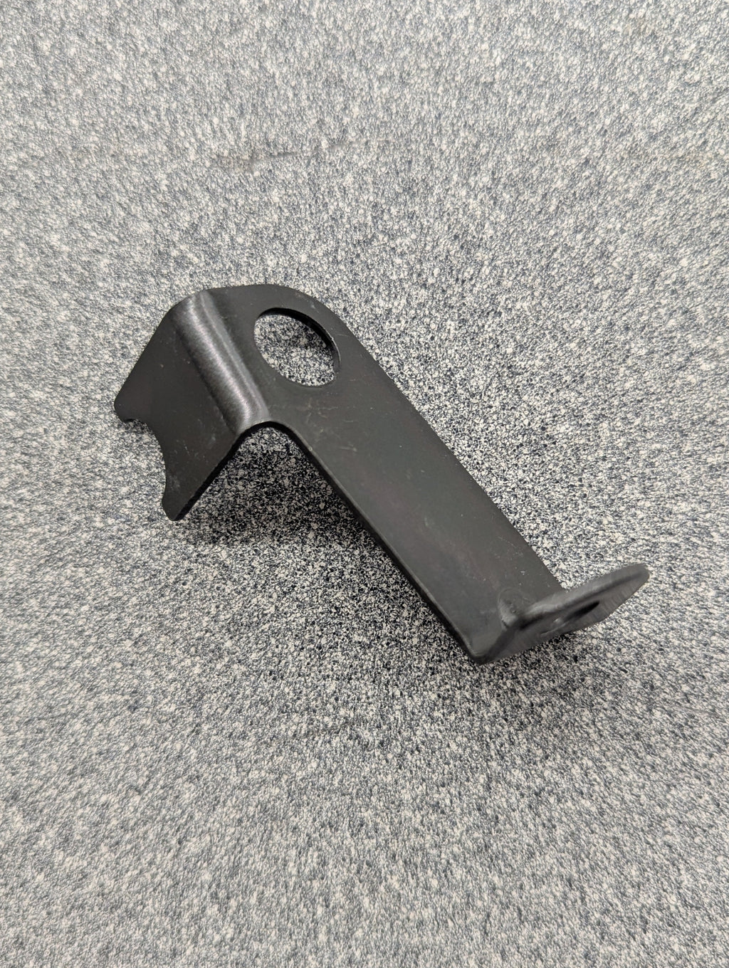BRACKET, CLUTCH REMOTE RESERVOIR (X0875.1B9 Rev B)