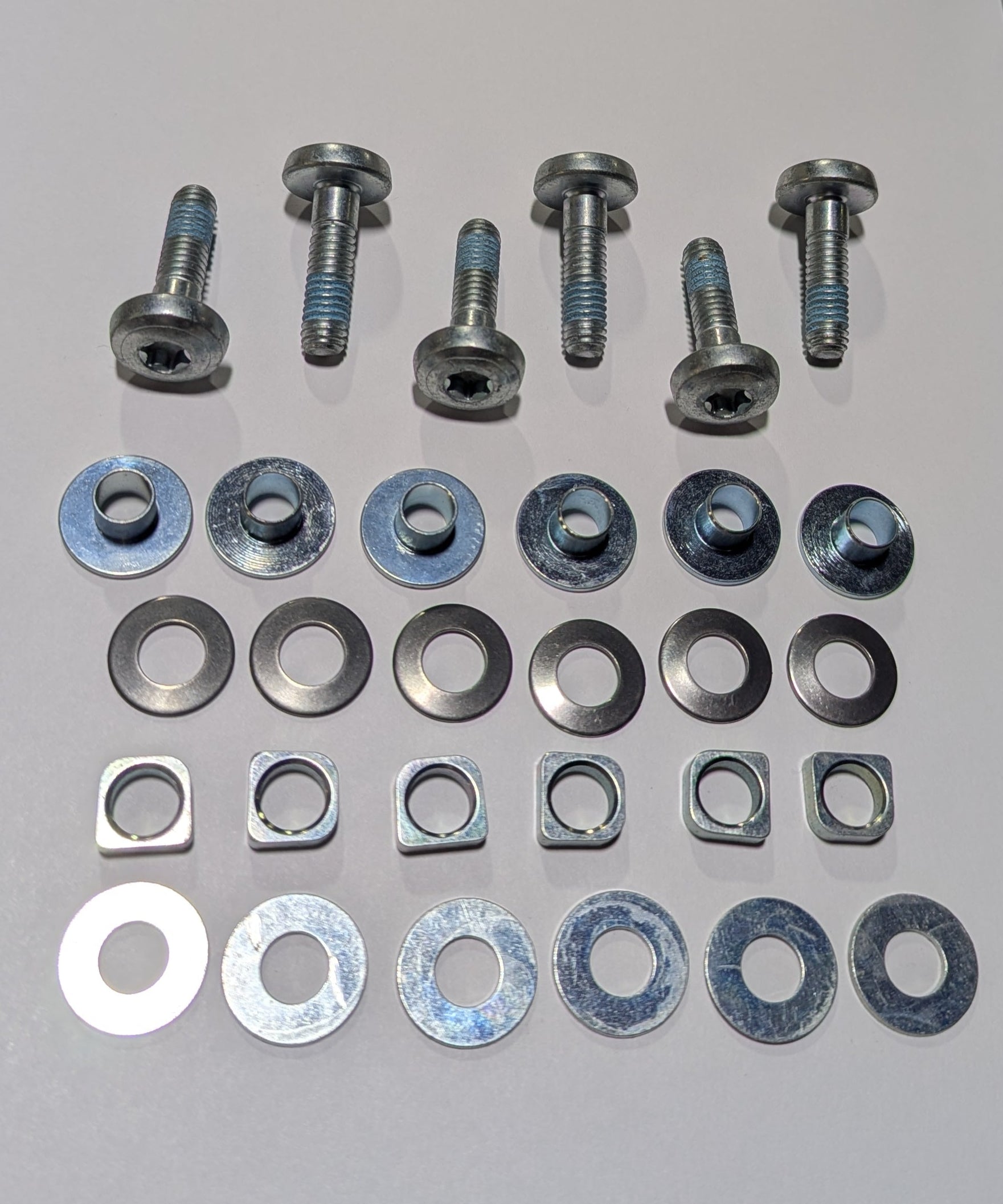 FRONT BRAKE ROTOR MOUNTING KIT (H1506.1B6)