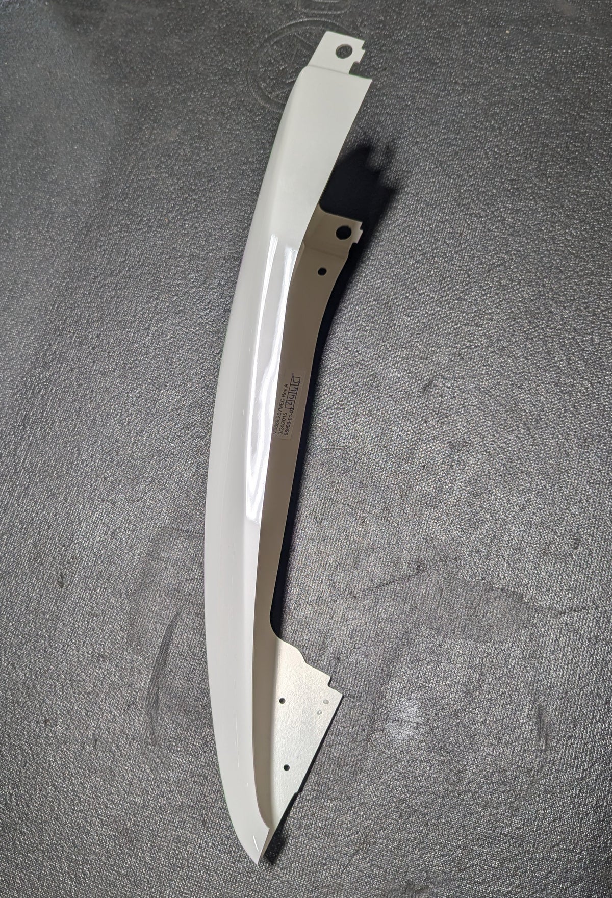 TAILSECTION BODYWORK, RIGHT, INFINEON WHITE (M0659.2B7MEC Rev A)