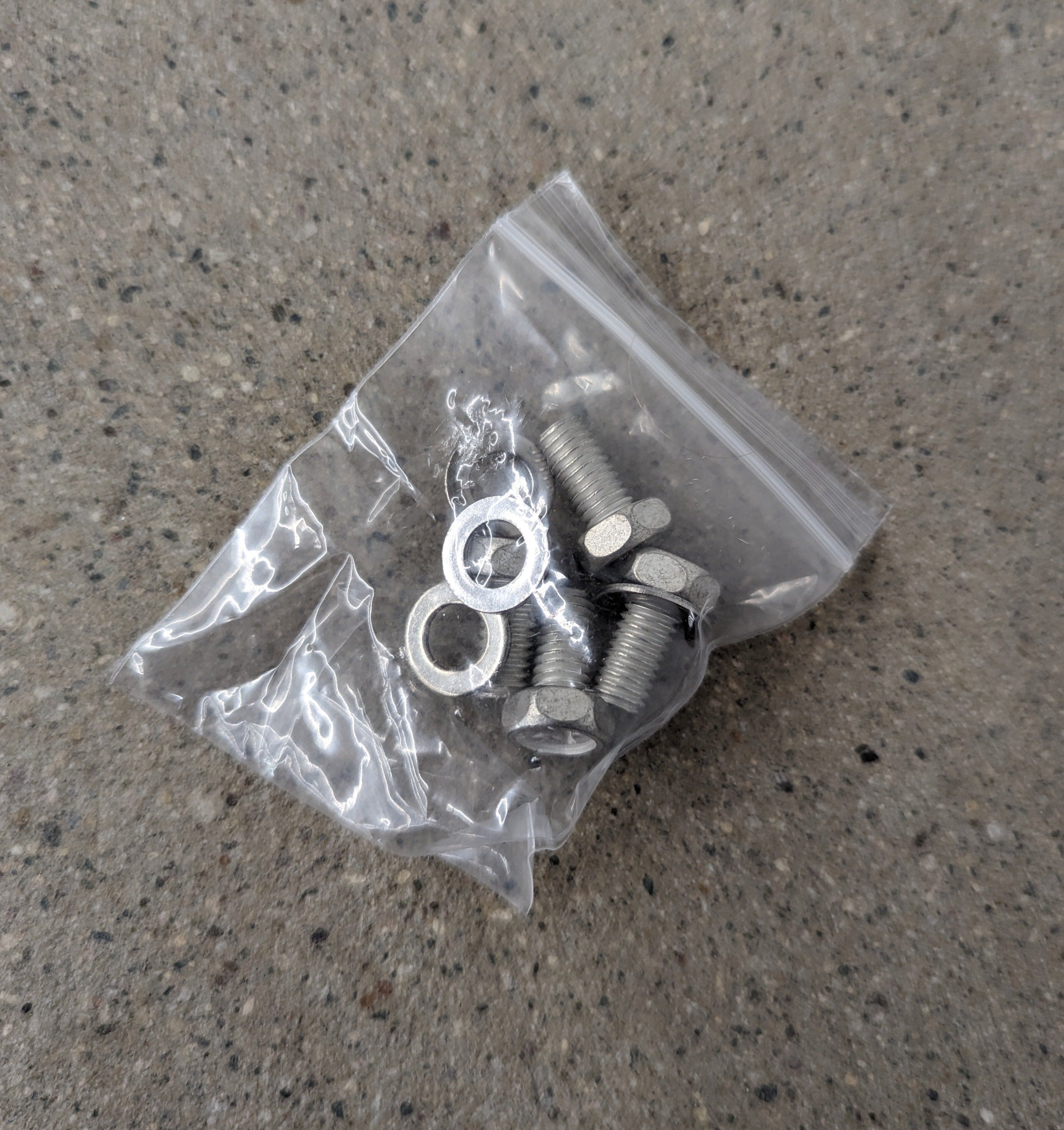 LITHIUM ION BATTERY Y0100.1B7 Rev A