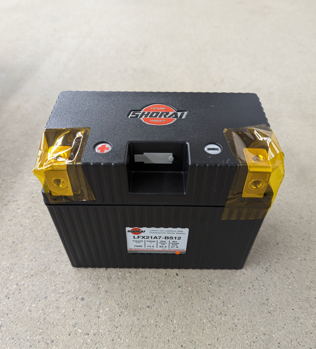 LITHIUM ION BATTERY Y0100.1B7 Rev A