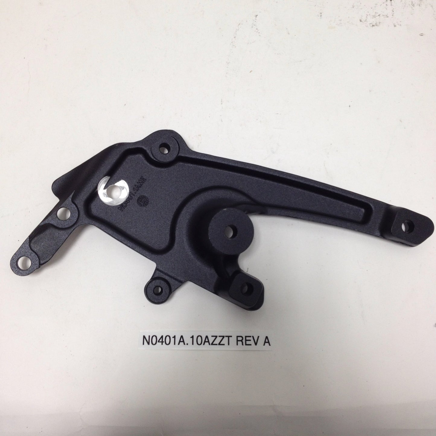 FOOTPEG SUPPORT, LOCKED, RIGHT N0401A.10AZZT Rev A