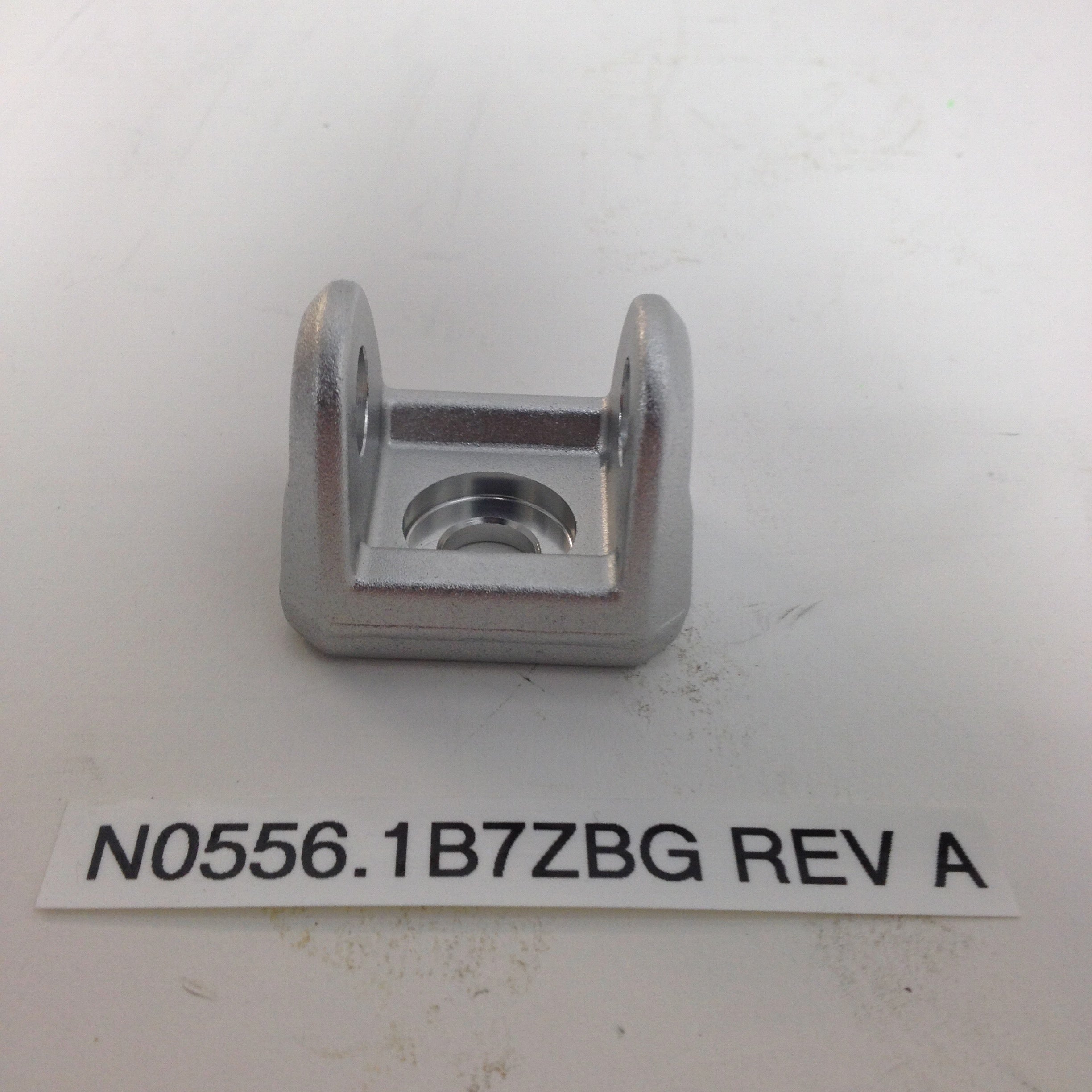 CLEVIS, RIDER FOOTPEG, CLEAR ANODIZED N0556.1B7ZBG Rev A