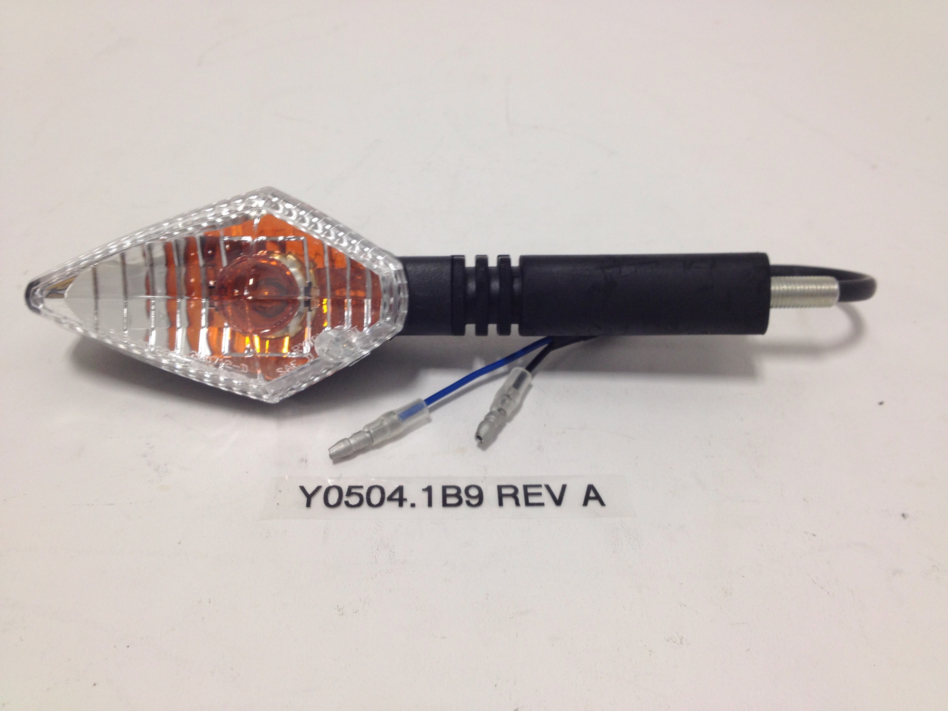 Turn Signal, Right Front/Left Rear Y0504.1B9 Rev A